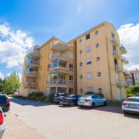 Myflat All-Season Apartment Сиофок Екстериор снимка