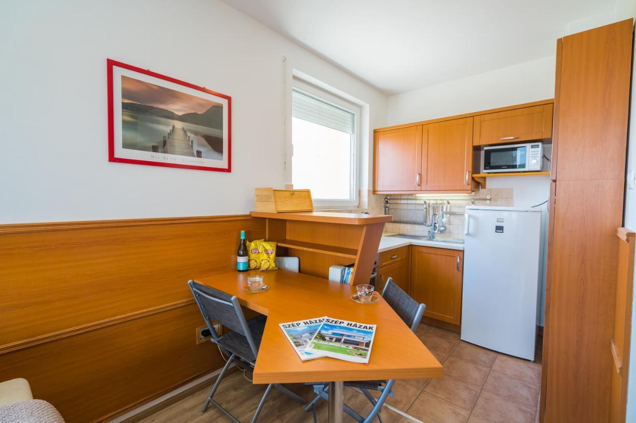 Myflat All-Season Apartment Сиофок Екстериор снимка